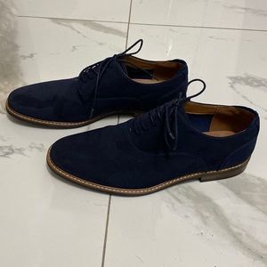 Mens Navy Blue Sueded shoes with shoe lace